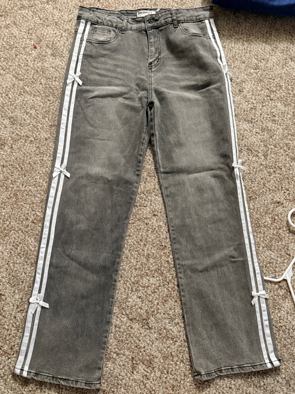 Celebrity Ace Womens Gray Jeans - Classic Fit